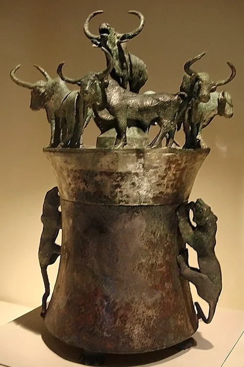 Bronze object Dian kingdom PHOTO wikipedia