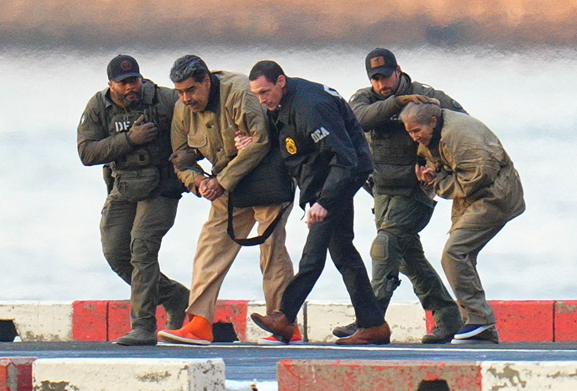 Nicolas Maduro and his wife Cilia Flores escorted by federal agents, New York, January 5, 2026. 