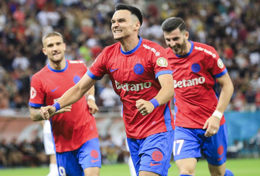 Adrian Șut // photo: Imago Images Al-Shut and nea Gigi's wine