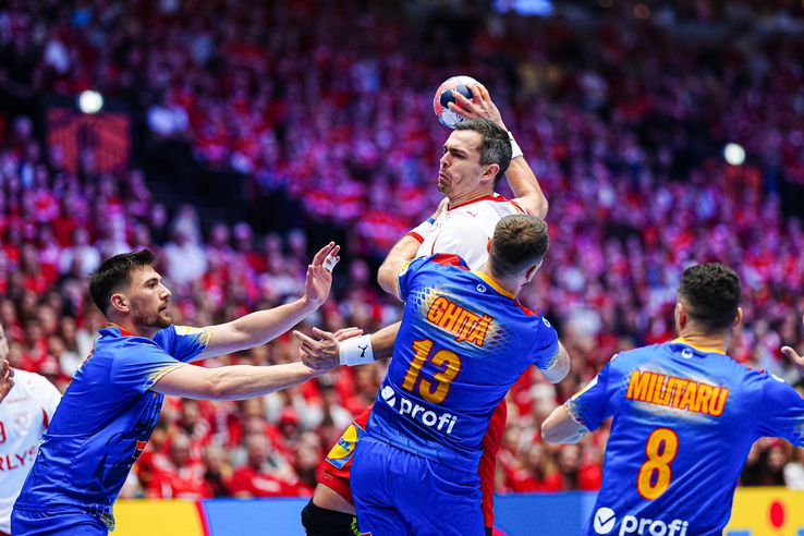 Romania - Denmark, at the European men's handball // photo: Imago
