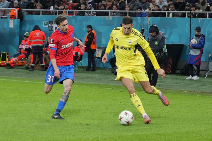 Juri Cisotti, FCSB - Fenerbahce // photo: Andrei Furnigă