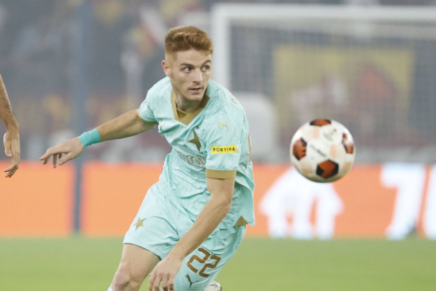 Andres Dumitrescu, in the shirt of Slavia Prague/ photo Imago Images Dinamo, getting closer to the transfer » Interrupted contract for the player wanted by the