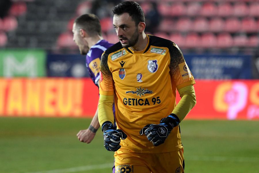Quickly try a shock transfer! Negotiations out of nowhere with the 36-year-old player from the Superliga