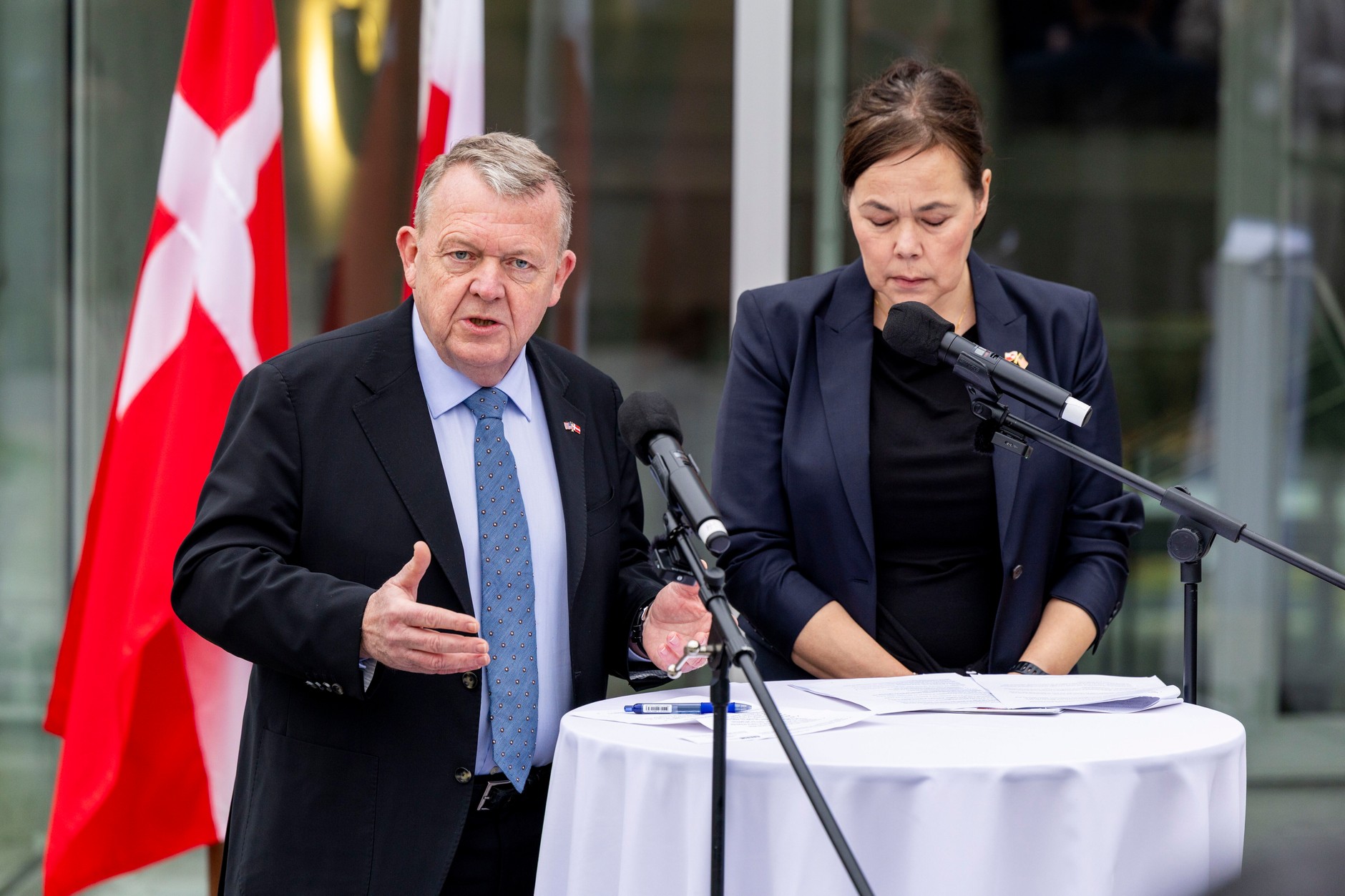 Lars Lokke Rasmussen and Vivian Motzfeldt, Ministers of Foreign Affairs of Denmark and Greenland. Washington, January 14, 2026