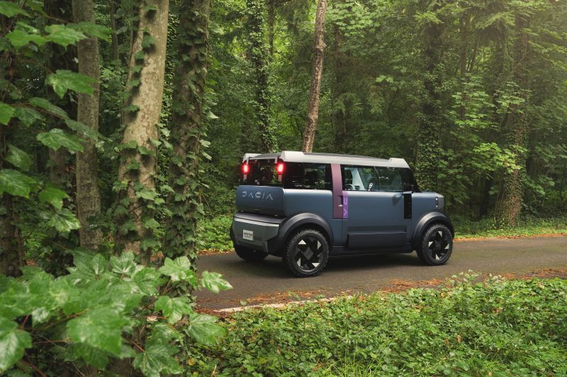 A Dacia model, among the most anticipated cars in Italy: 