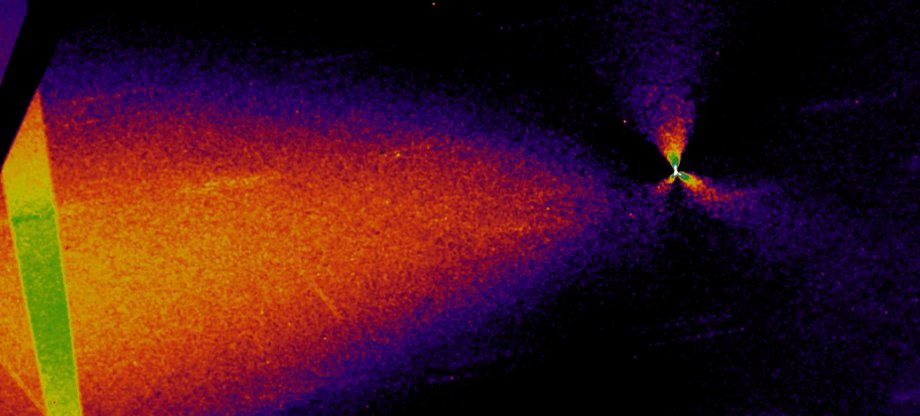 Symmetrical ejections from 3I/ATLAS