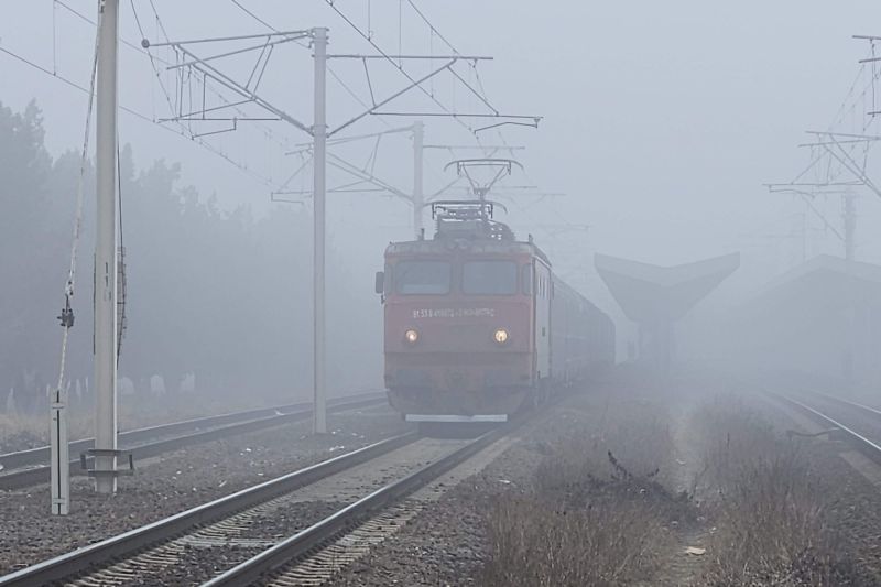 Trains also had delays of four hours between Bucharest and Ploiești, due to problems with the traffic management facility