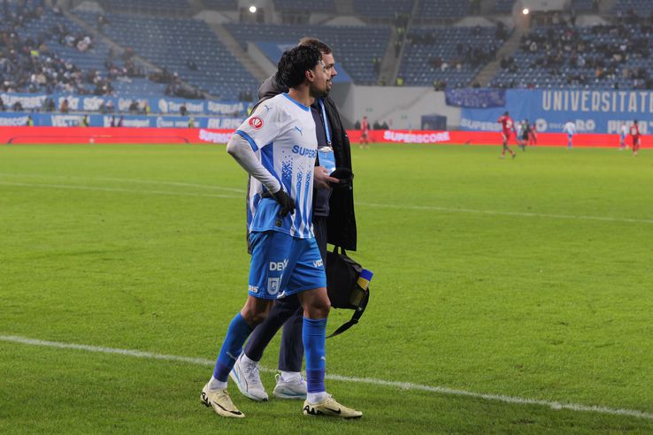 Ștefan Baiaram, injured in Craiova - Botoșani/ photo: Andrei Furnigă (GSP)