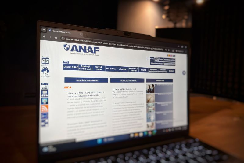e-Invoice 2026: OUG trenuleț changed the deadline for sending invoices. What fines do entrepreneurs risk if they don't comply and what does an accountant recommend?