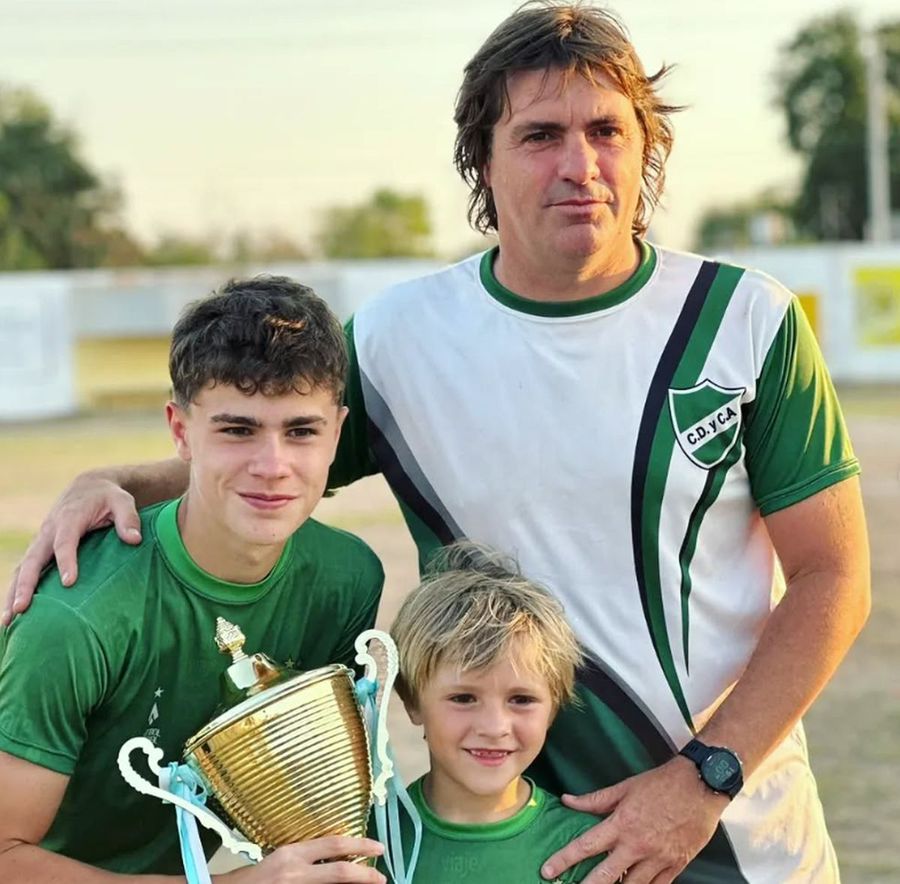 Elias Bazzi and his children. Joaquin, on the left, plays for Boca Juniors