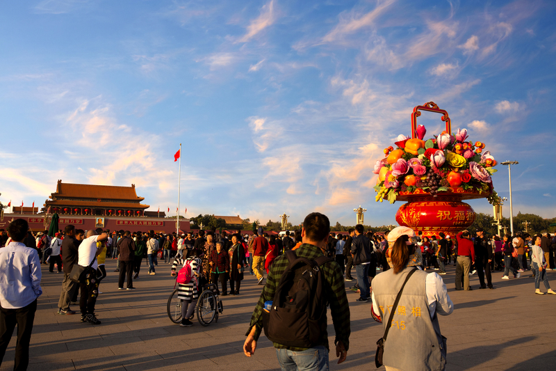 China's population continues to decline. The birth rate, at its lowest level since the communist revolution, despite the measures taken by the authorities