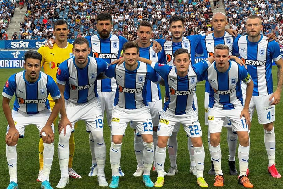The Craiova team before the tour with the Albanians from Vllaznia Shkoder: it is one of the two victories of Laszlo Balint on the bench of Olten Photo: Facebook@ Universitatea Craiova Don't forget how Mihai Rotaru
