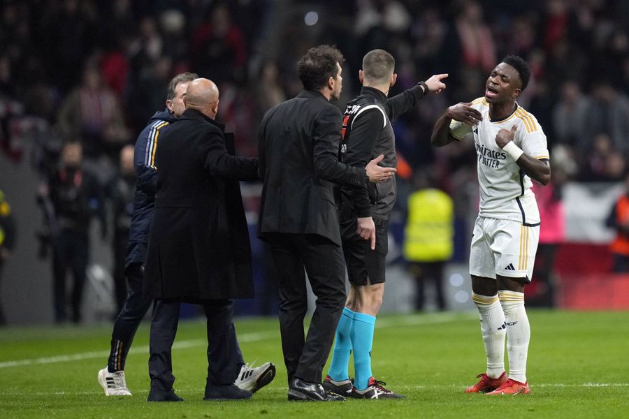 Diego Simeone's gesture after the scandal with Vinicius Jr. in the Madrid derby: 