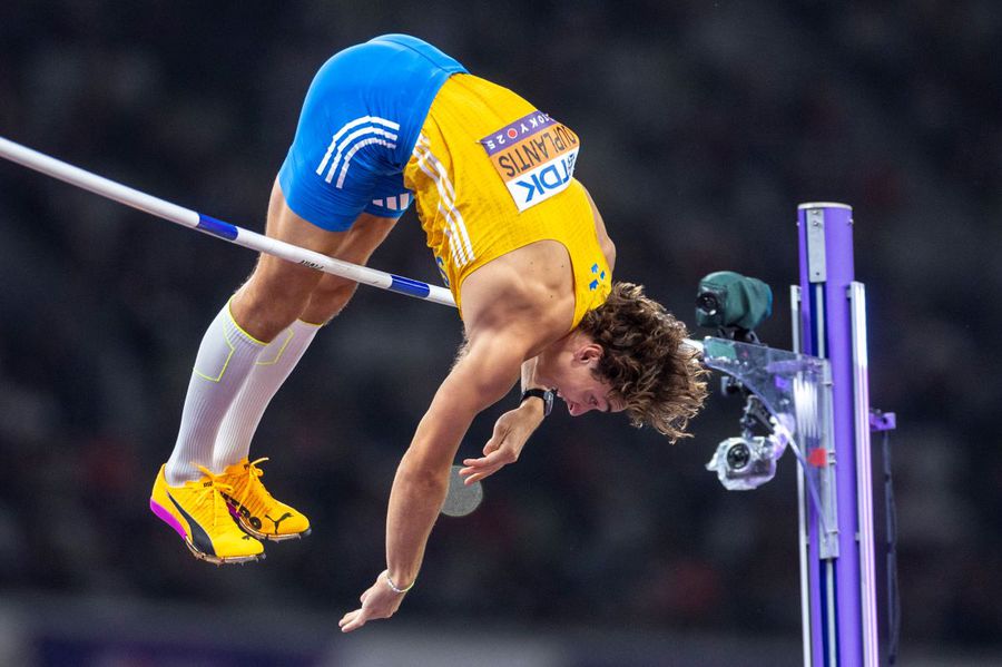 Armand Duplantis, in dialogue with Gazeta Sporturilor, explained how he combats boredom: 