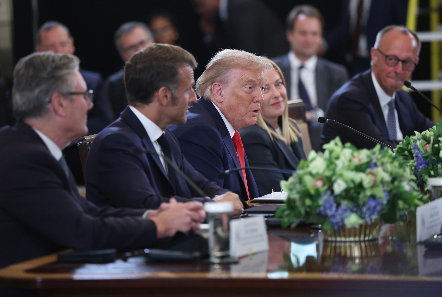 From left: British Prime Minister Keir Starmer, French President Emmanuel Macron, US President Donald Trump, Italian Prime Minister Giorgia Meloni and German Chancellor Friedrich Merz at the White House in Washington, August 18, 2025. 