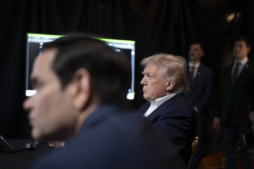 US President Donald Trump (center) and Secretary of State Marco Rubio (left) watch reports from the operation "Absolute Resolve" – the action that resulted in the capture of Venezuelan President Nicolas Maduro at Mar-a-Lago in Palm Beach, Florida, on January 3, 2026.