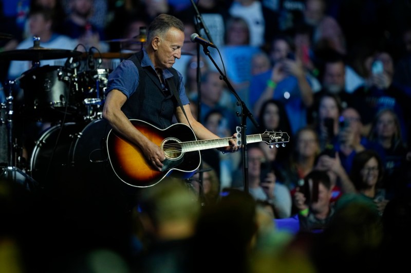 VIDEO Bruce Springsteen, harsh criticism of Trump and ICE: 