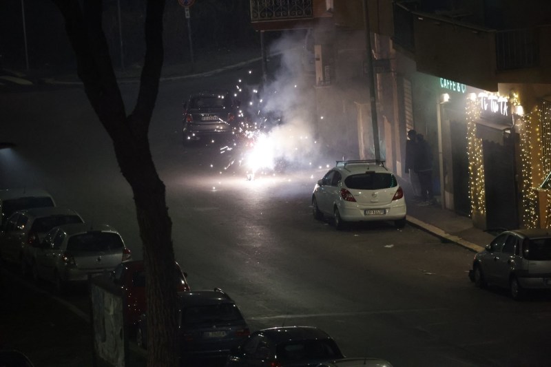 A Romanian teenager is in critical condition, in Italy, after the explosion of a firecracker on New Year's Eve