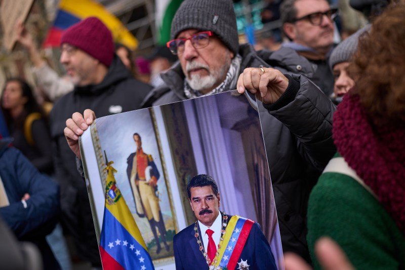 Maduro's guard has been massacred and 