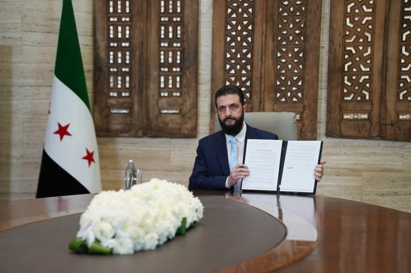 Cease fire in Syria. The government in Damascus prevailed over the Kurdish militias
