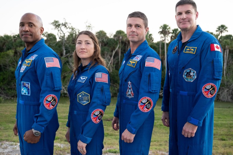 Astronauts of the Artemis 2 mission that will go to the moon entered mandatory quarantine before launch