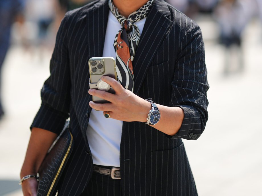 Scarves, belts and glasses become new ways to express yourself.