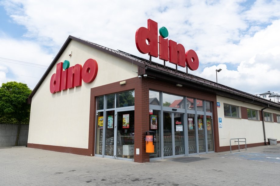 Tomasz Biernacki hides his image. However, his stores are well known to Poles