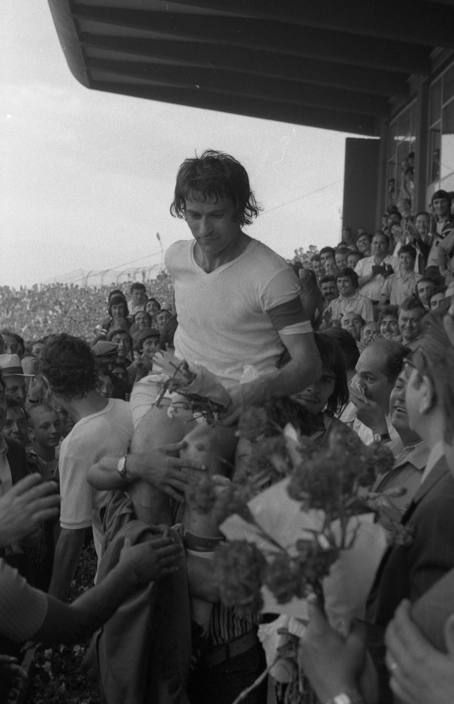 A vândut Craiova Maxima lui Dinamo titlul din 1983? Mărturia care zguduie Bănia: „Știam de la generalul Diaconescu tot ce se va întâmpla” + „Doar nu se lăsa Dinamo pe ultima etapă!”