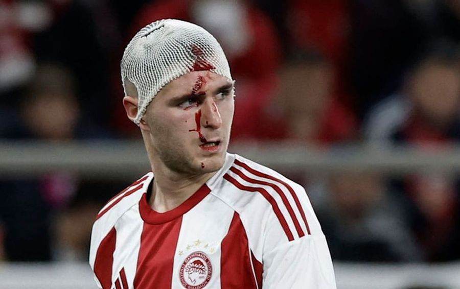 Violent collision! » Blood on 