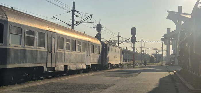 CFR Călători is one of the state companies condemned to mediocrity. PHOTO: The truth