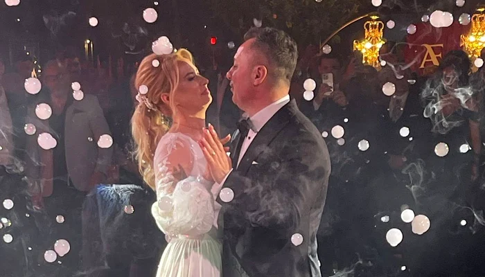 Alina and Florentin, at the wedding dance PHOTO Facebook Florentin Petre