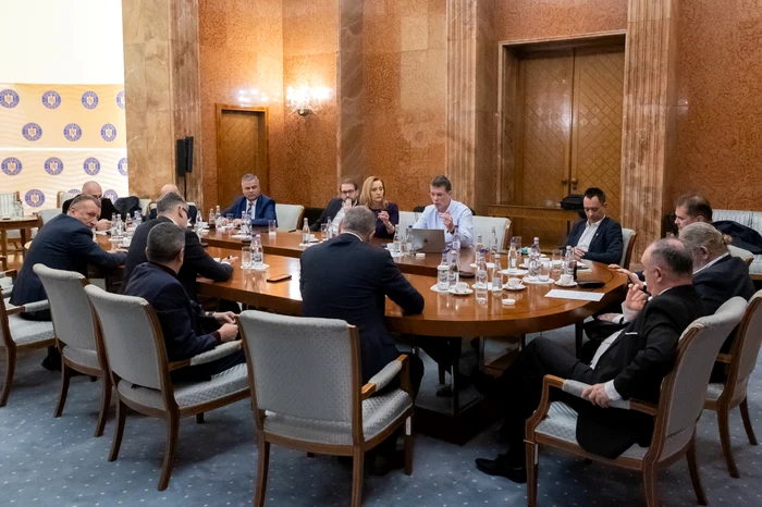 PHOTO Government
