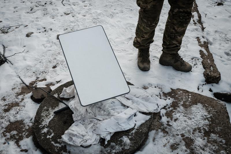 Starlink antenna on the front in Ukraine, Photo: Yasuyoshi CHIBA / AFP / Profimedia