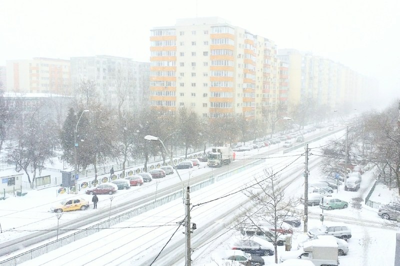 Red code warnings of heavy snow in Bucharest and Ilfov. Ro-Alert message sent to the population