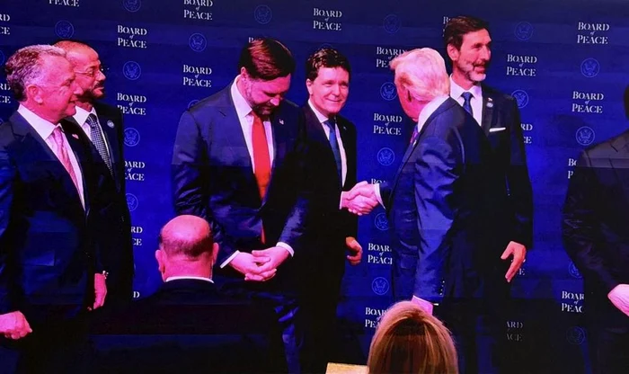Nicusor Dan greeted Donald Trump at the Peace Council