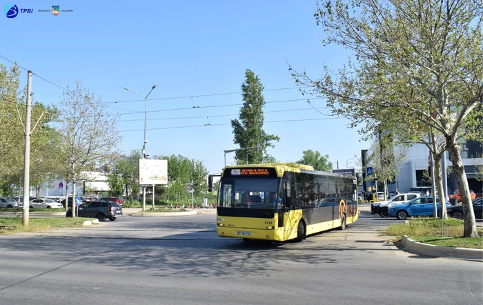 Yellow STB bus