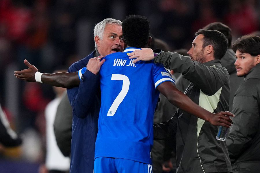 Jose Mourinho and Vinicius Gary Lineker, tough message for Mourinho: