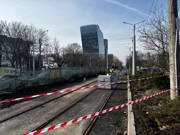 Works on the tram line on Exhibition Boulevard. PHOTO: The truth