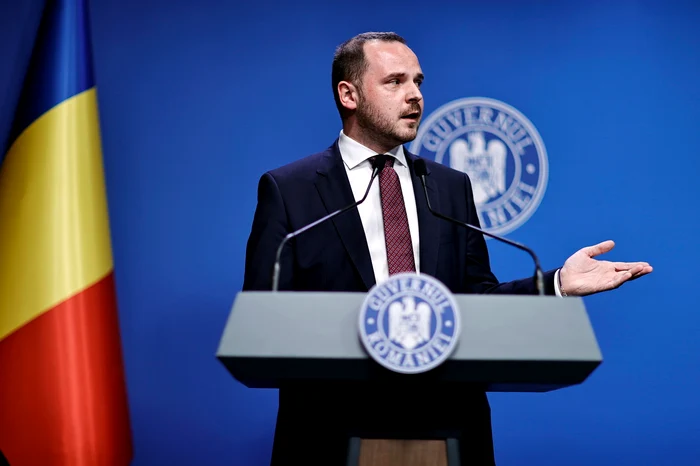 The minister drew attention to medical disinformation. PHOTO: gov.ro