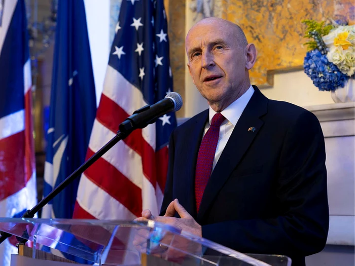 John Healey/PHOTO: Ministry of Defence