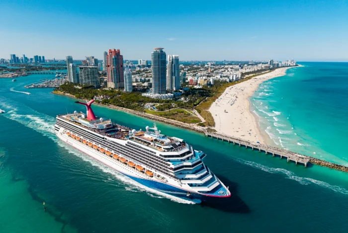 Cruise ship leaving a bay