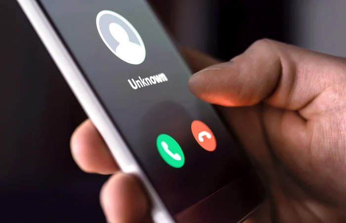 Someone receives a call from an unknown number