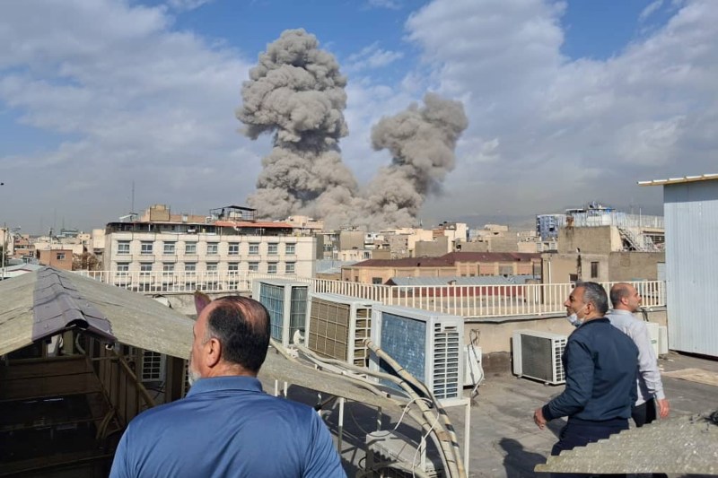 Columns of smoke in Tehran, following the coordinated attack by the US and Israel Photo: Profimedia