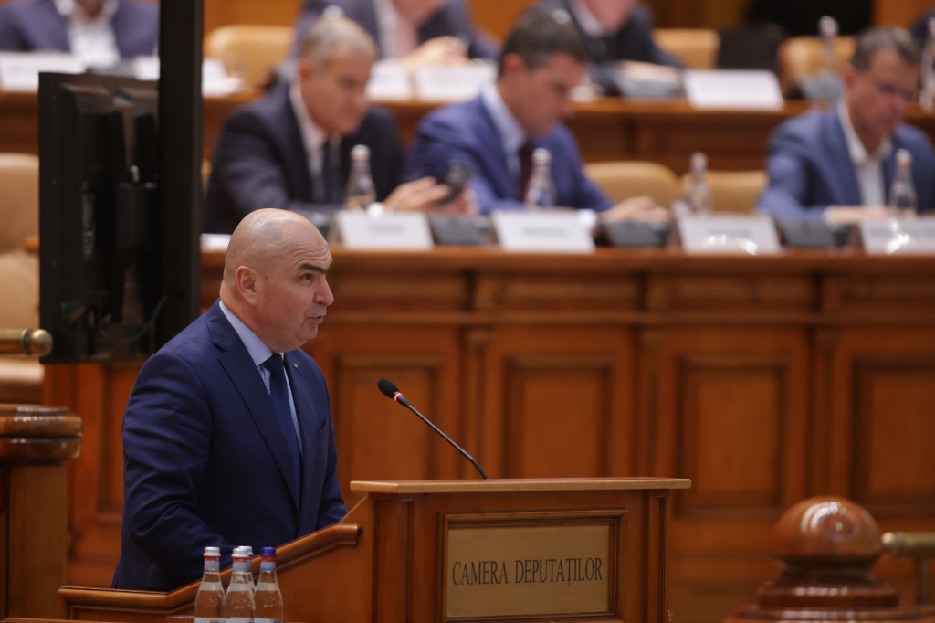 Ilie Bolojan, in the plenary session of the Parliament, September 7, 2025. Photo: Inquam Photos / George Călin