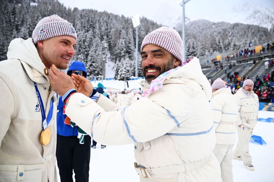 Who is the mastermind behind the success of the French biathlon relay in Milan Cortina: 