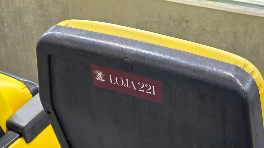 FCSB - METALOGLOBUS: The seats in the boxes still have the Rapid stickers What was not seen on TV in FCSB - Metaloglobus » Images from the end:
