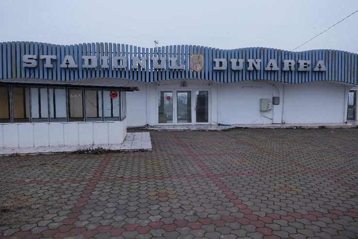 Entrance to Dunărea Stadium in Galati. Photo: Andrei Furnigă, GSP