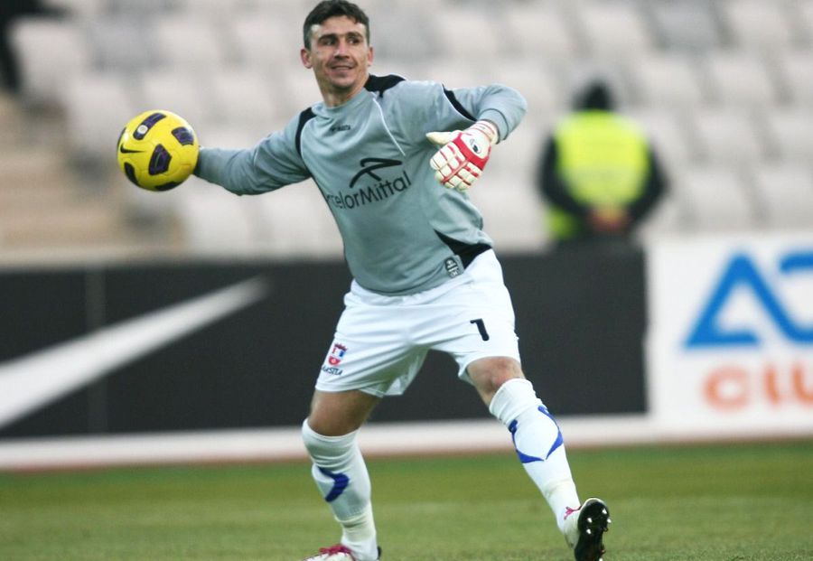 The story of the day in the Cup » The son of the former first league goalkeeper, starter on the field where his father became champion in 2011. He lives right across the street from the stadium!