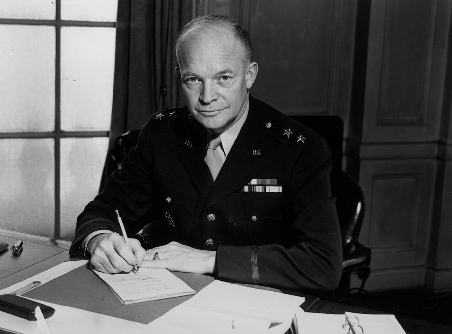 Spośród wszystkich prezydentów z listy, Eisenhower miał najniższy poziom dezaprobaty w chwili opuszczania Białego Domu.