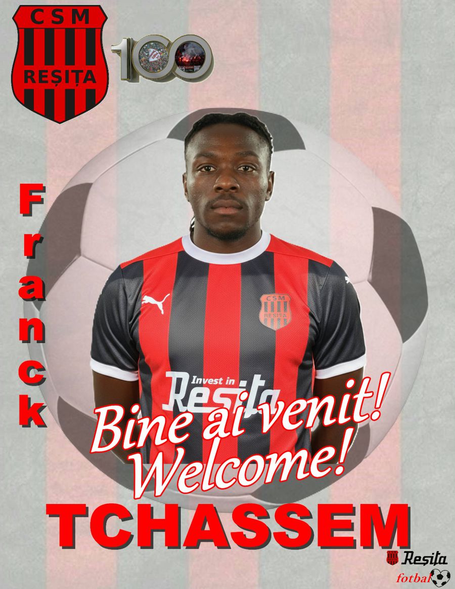 Released by FC Argeș, he signed and was introduced to the new team: 